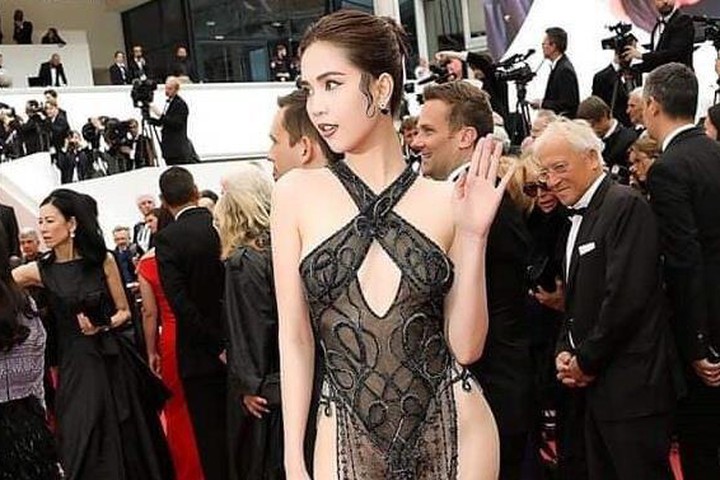 Người mẫu 29 Ngọc Trinh với quần nịt dạng G-string tại Liên hoan phim Cannes 2019
