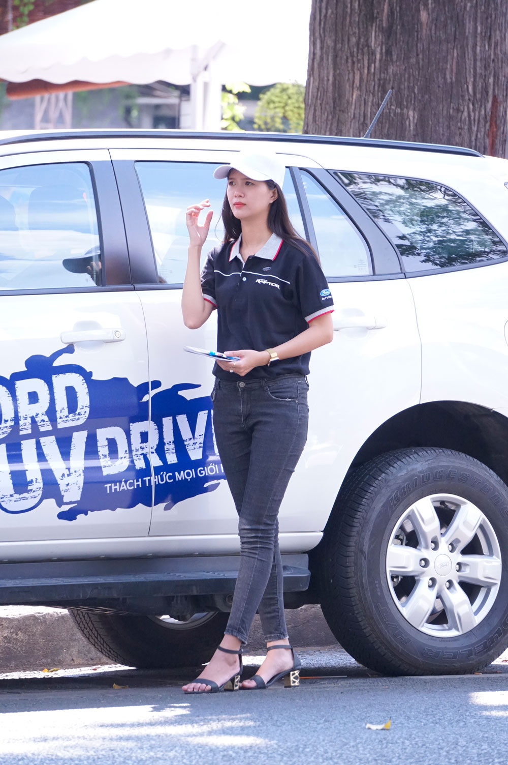Ford SUV Drive