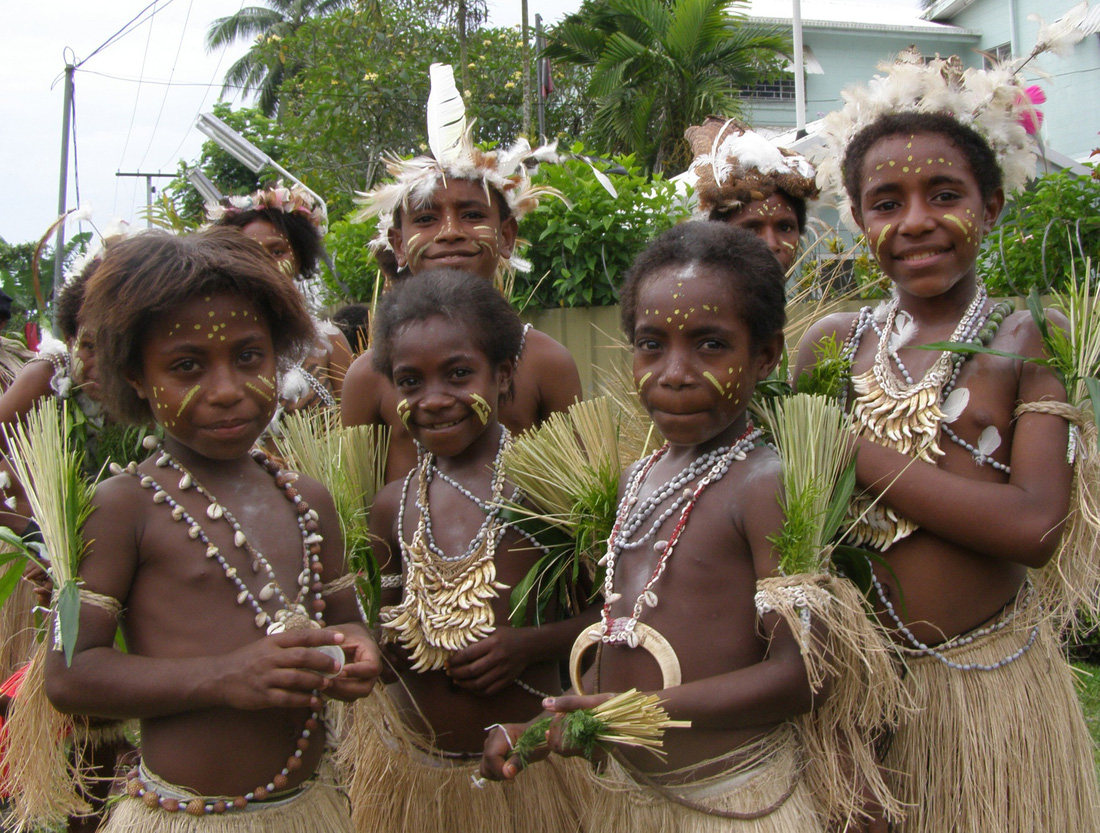 Các em bé Papua New Guinea