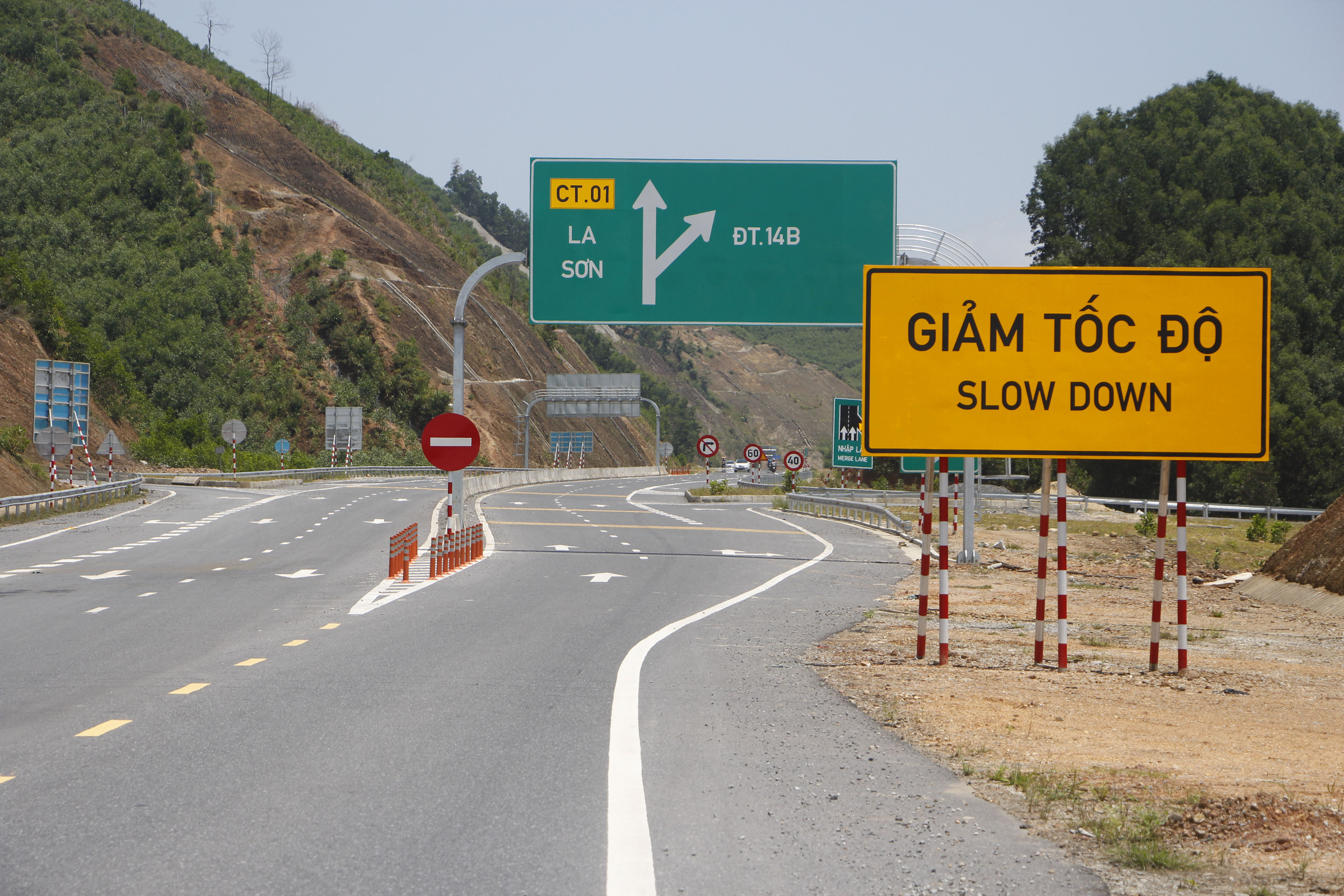 cao tốc La Sơn - Túy Loan
