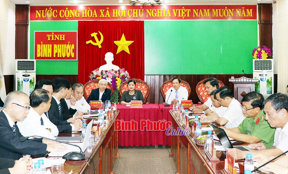 Phó bí thư Thường trực Tỉnh ủy Trần Tuệ Hiền và Chủ tịch UBND tỉnh Nguyễn Văn Trăm tiếp đoàn công tác của Tổng công ty Becamex IDC